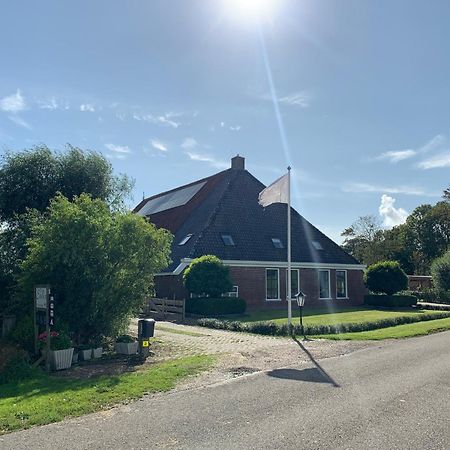 Villa Logeerboerderij De Salix Hitzum Esterno foto
