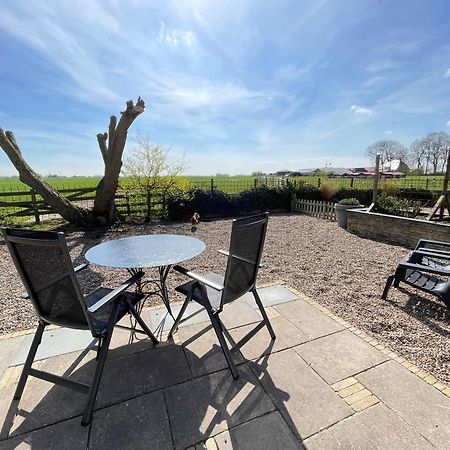 Villa Logeerboerderij De Salix Hitzum Esterno foto
