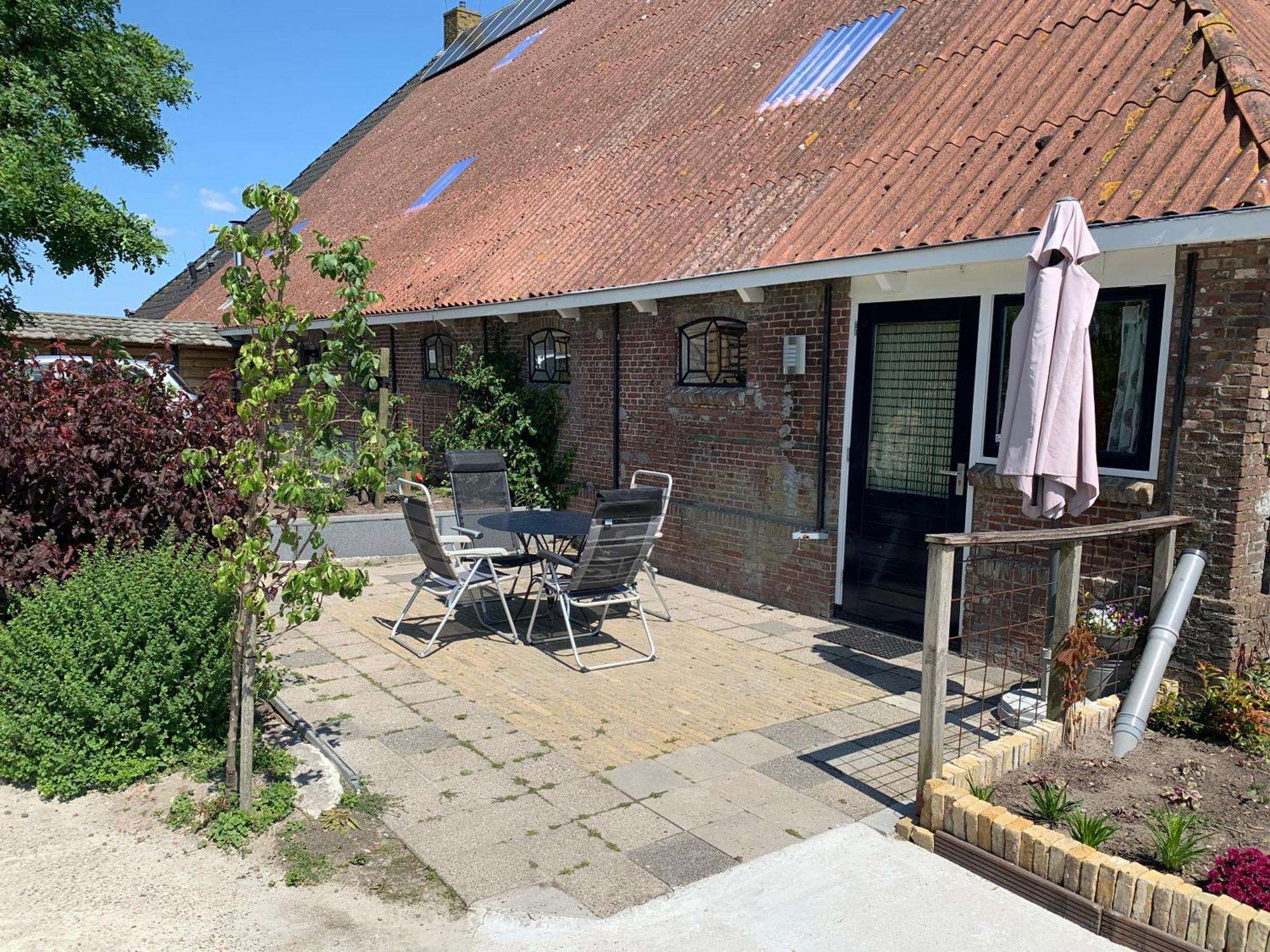 Villa Logeerboerderij De Salix Hitzum Esterno foto