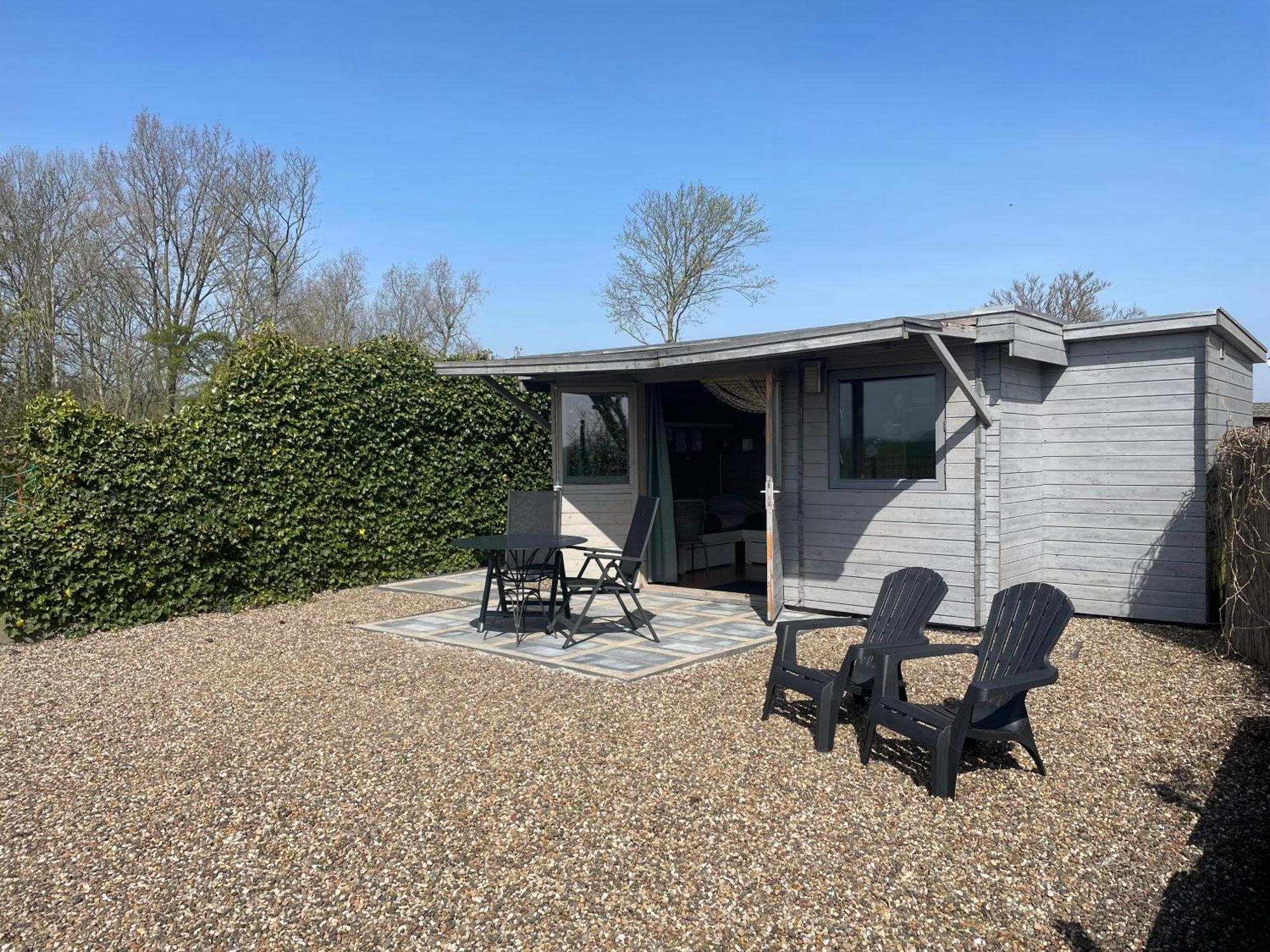 Villa Logeerboerderij De Salix Hitzum Esterno foto
